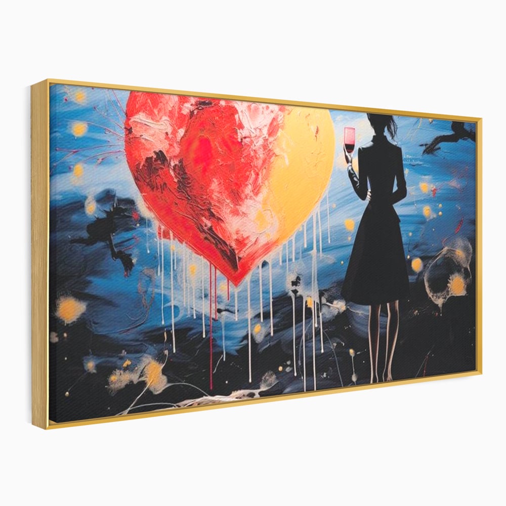 Tablou canvas cu tablou canvas cu femeie si inima uriasa, in rama de aluminiu auriu